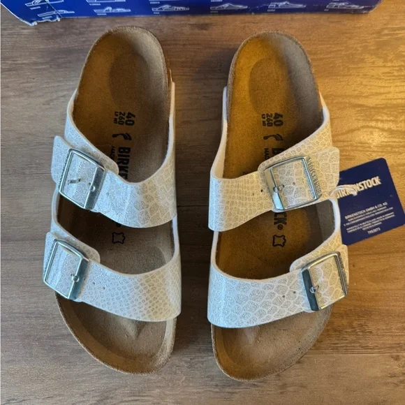 NWT Birkenstock Arizona Sandals in Shiny Magic Snake Print - Picture 4 of 10